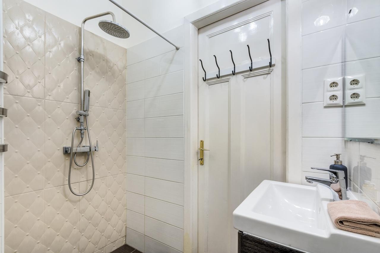 Fashion Street Luxury Apartment Budapest Exterior photo